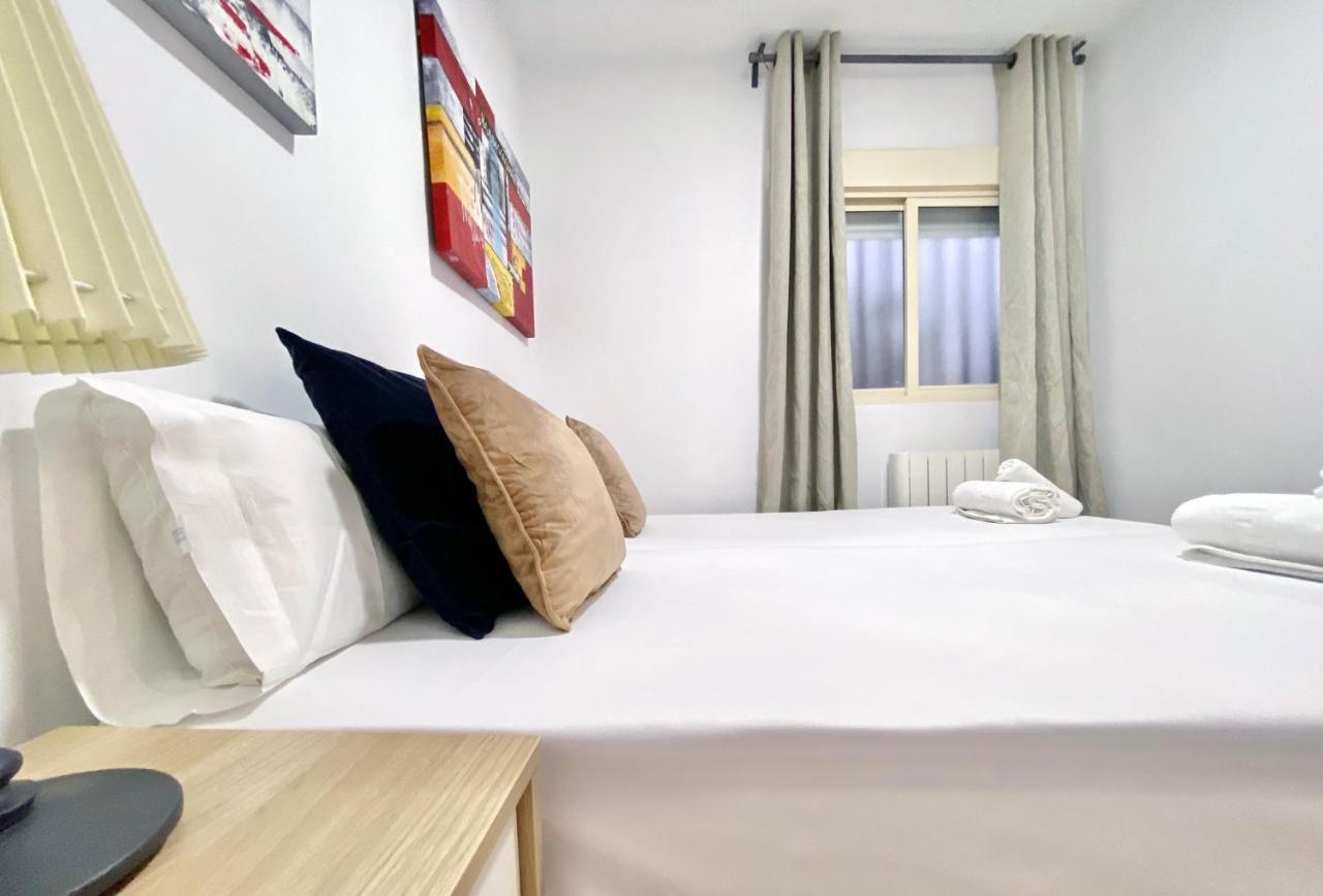 Charming Puerta Del Sol V Apartment Madrid Exterior photo